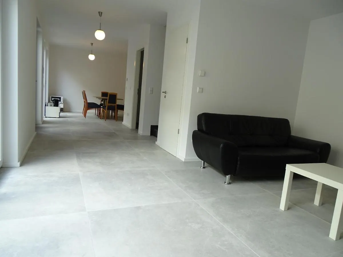 Avi City Apartments Kinghouse Düsseldorf 0*,